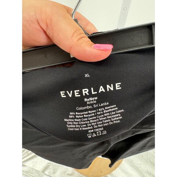 Everlane Women's Black ReNew Ankle The Perform Leggings Size XL - Picture 3 of 3